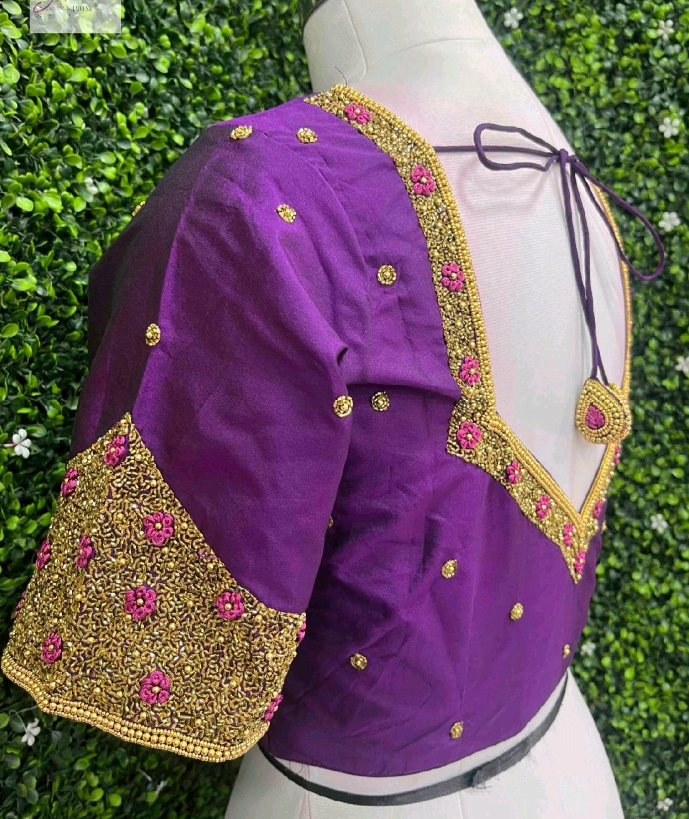 customize handwork Blouse