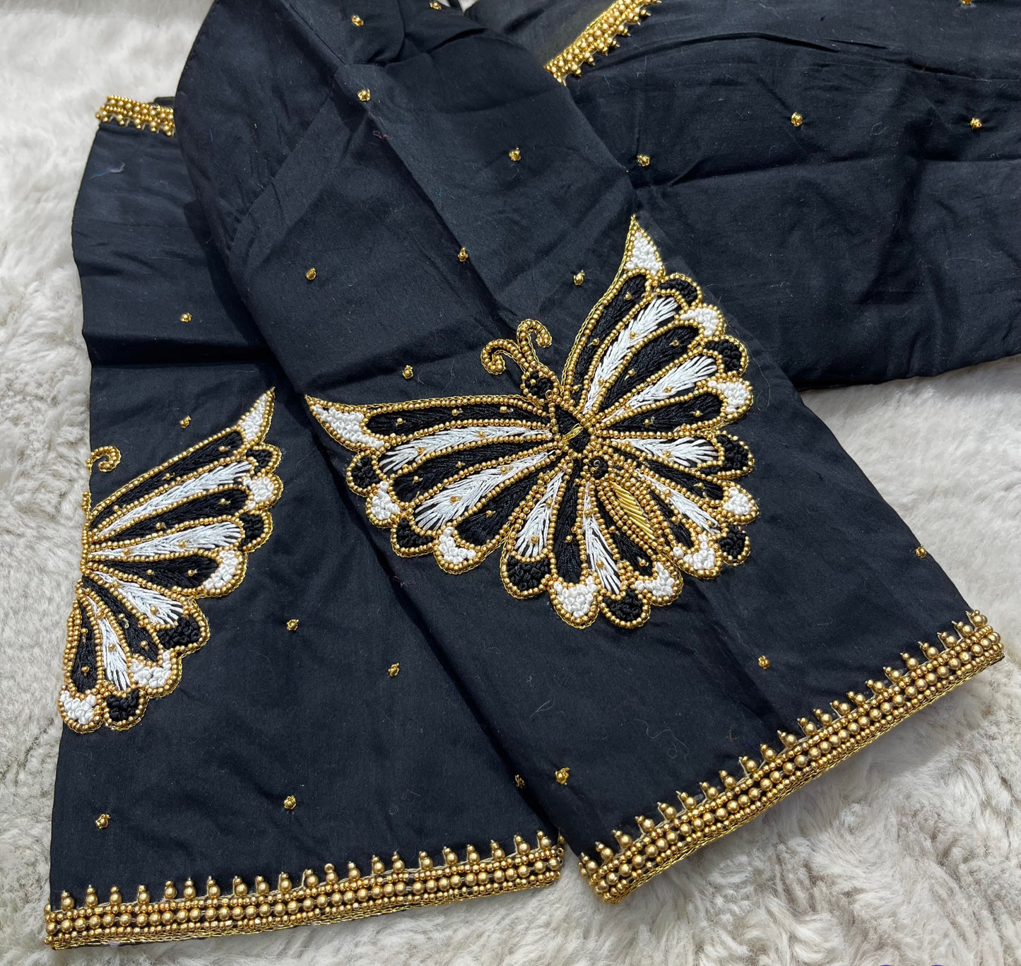 customize handwork Blouse