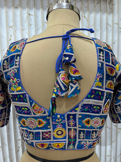Position print blouse