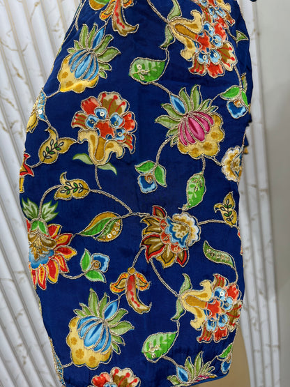 Position print blouse
