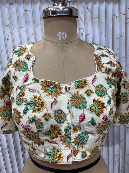 Position print blouse