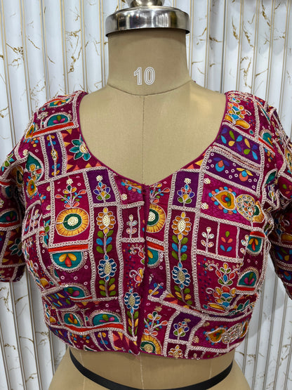 Position print blouse
