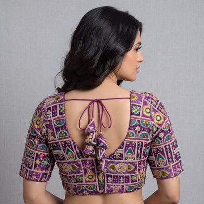 Position print blouse