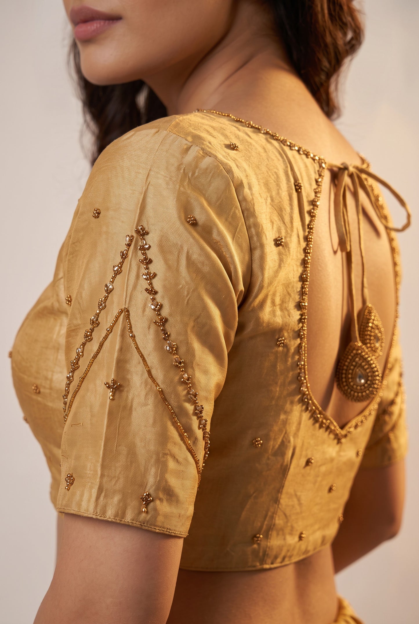 HAND WORK READY MADE BLOUSE  AARI WORK (GOLD)